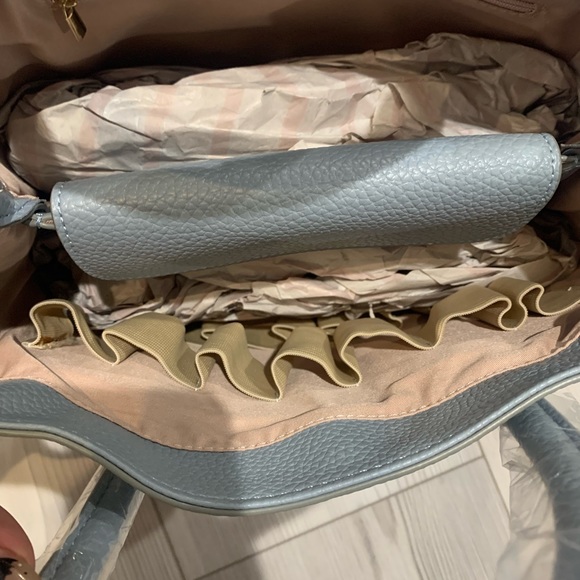 Doterra - Purse - Essential Oil Bag - Picture 7 of 10